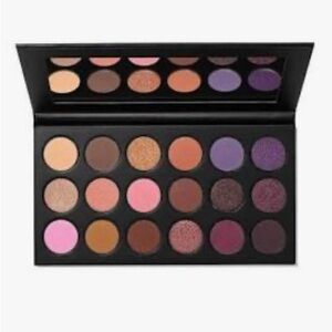 Morphe TALKIN FLIRTY 18F
